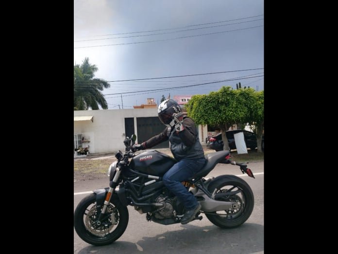 Mobirise Website Builder